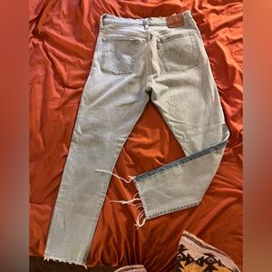 Levi’s Two toned cropped Jeans